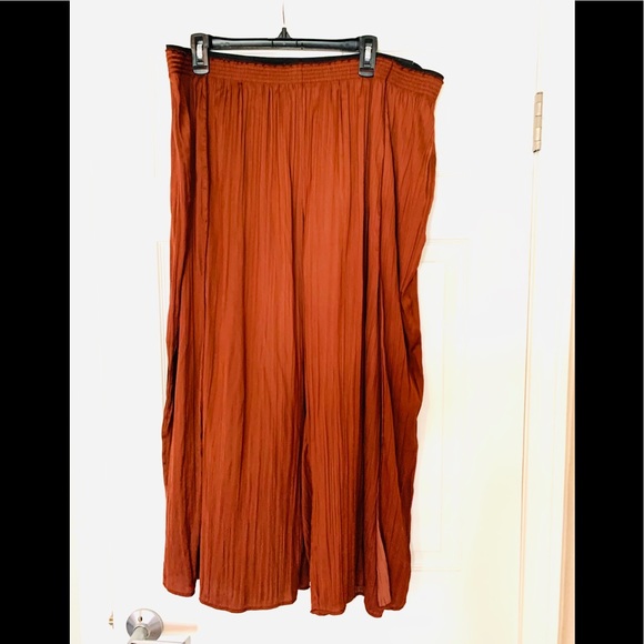 Simply Vera Wang Gaucho Pleated Wide Leg Pants New - Picture 2 of 16